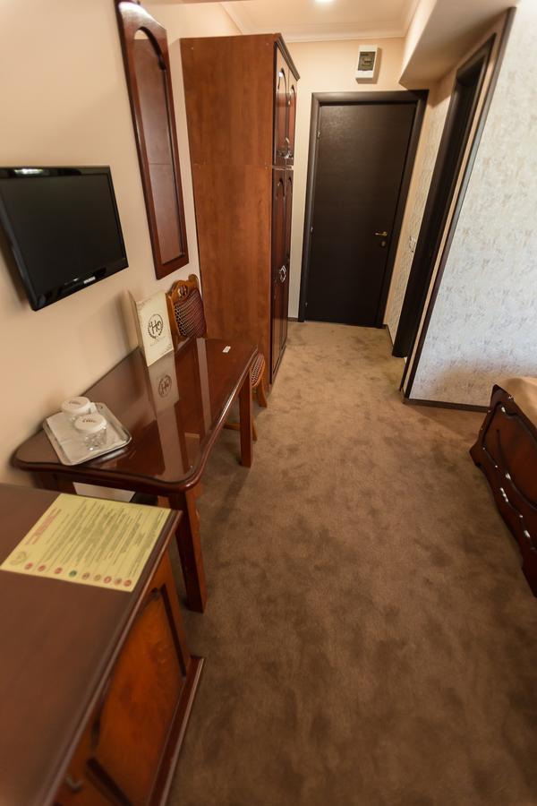 Express Residence Brăila Esterno foto
