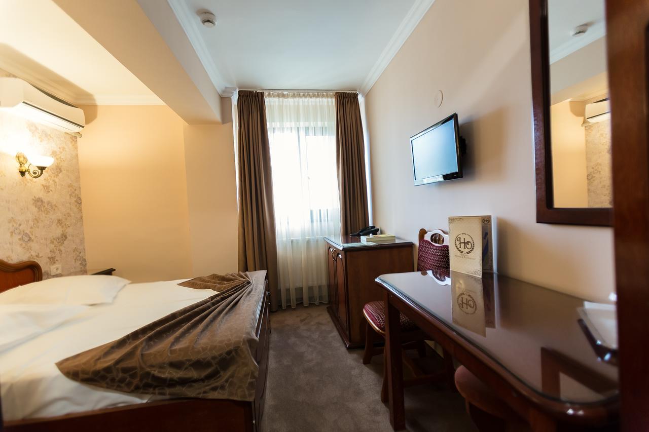 Express Residence Brăila Esterno foto