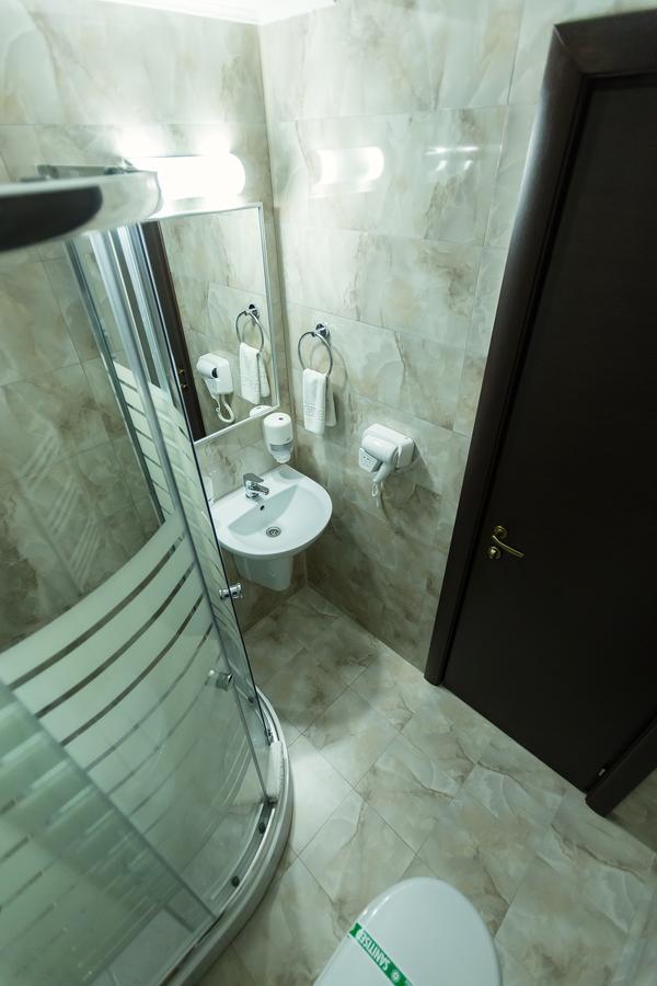 Express Residence Brăila Esterno foto