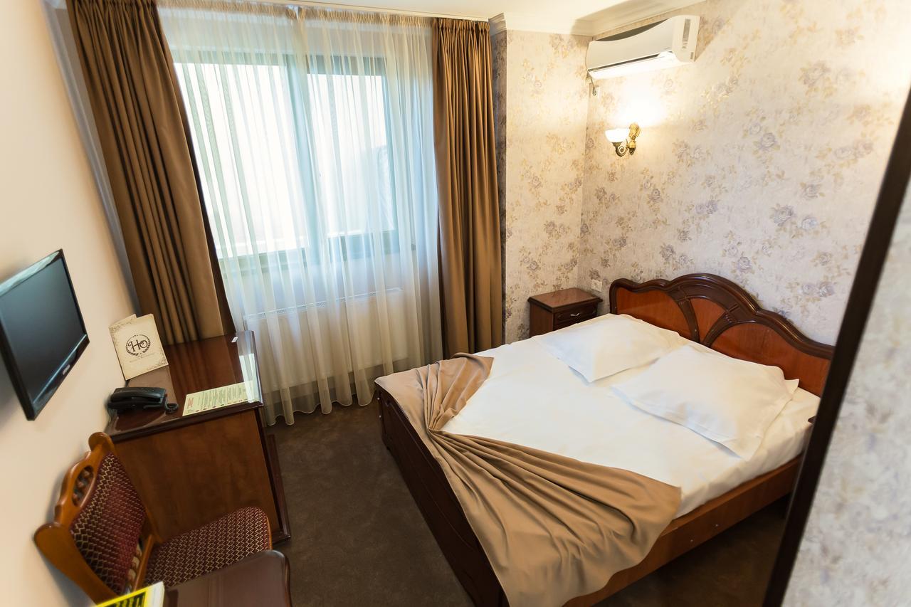 Express Residence Brăila Esterno foto