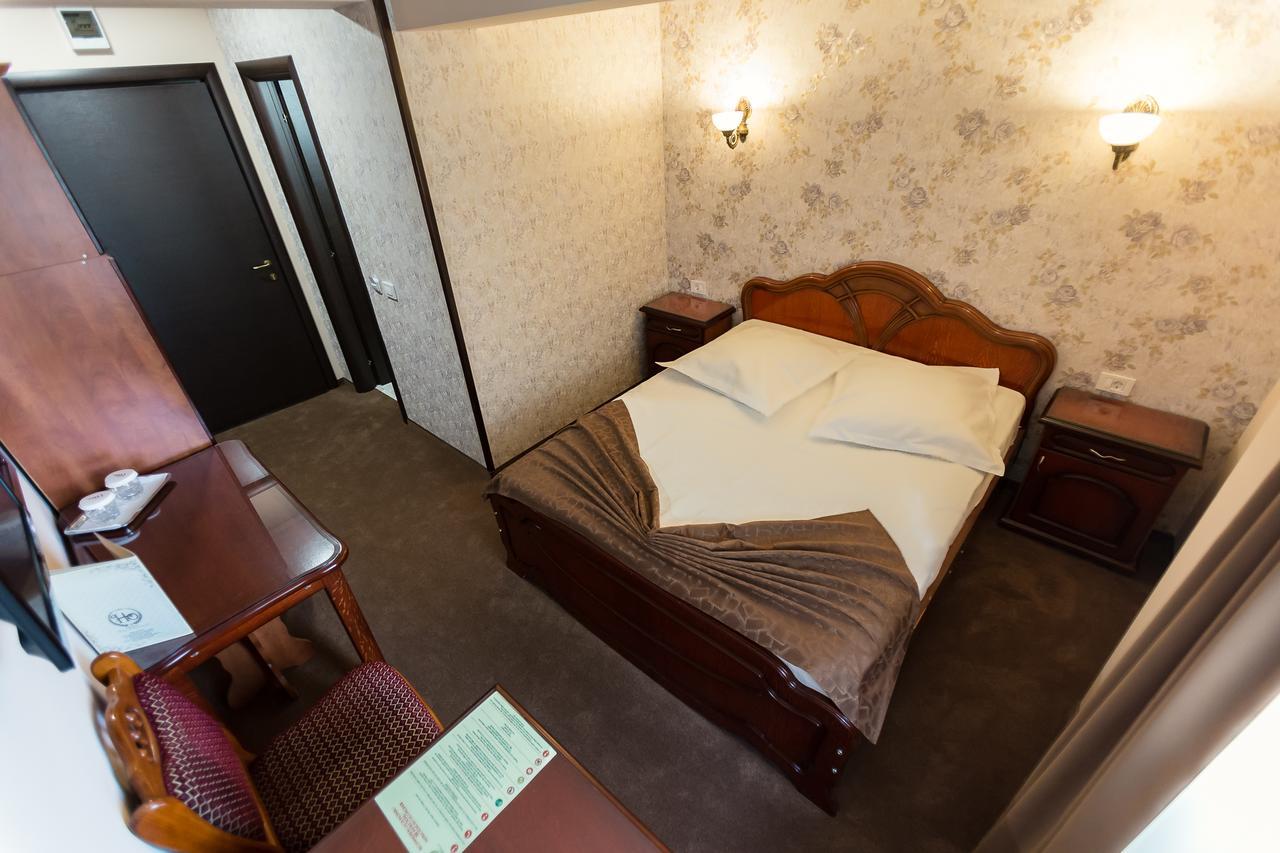 Express Residence Brăila Esterno foto